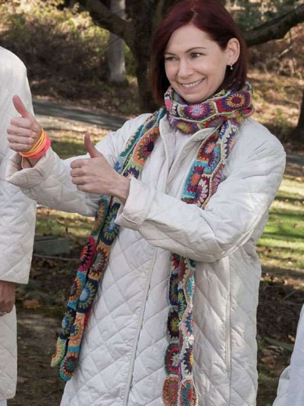 TV Series Elsbeth S02 Carrie Preston White Quilted Coat