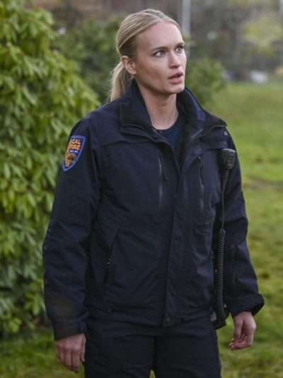 Shop Leven Rambin Fire Country S03 Blue Jacket