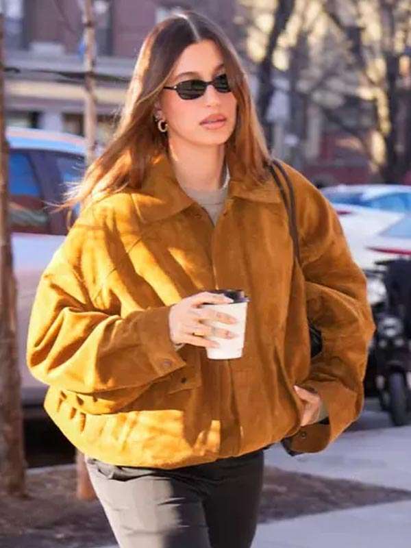 NYC 2025 Hailey Bieber Oversized Suede Jacket