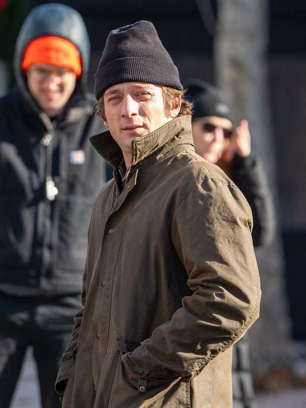 Springsteen Deliver Me from Nowhere 2025 Jeremy Allen White Green Coat