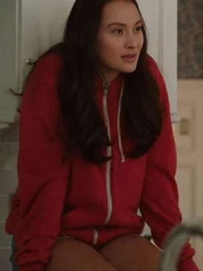 The Summer I Turned Pretty S02 Lola Tung Hoodie