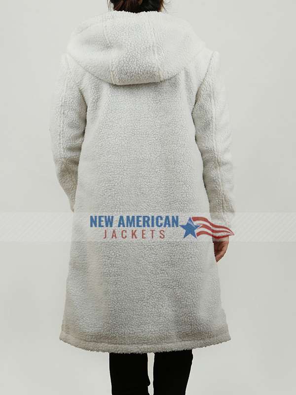 Erika McNicoll A Cozy Christmas Inn 2022 Off-White Coat
