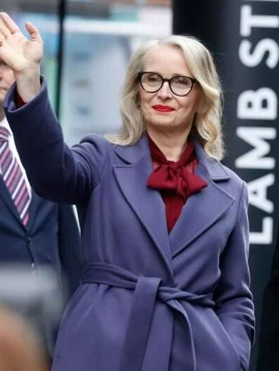 Julie Delpy Hostage Blue Coat