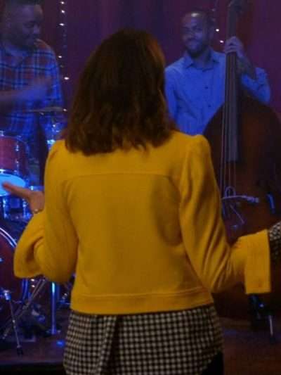 Leverage Redemption Sophie Devereaux Yellow Jacket