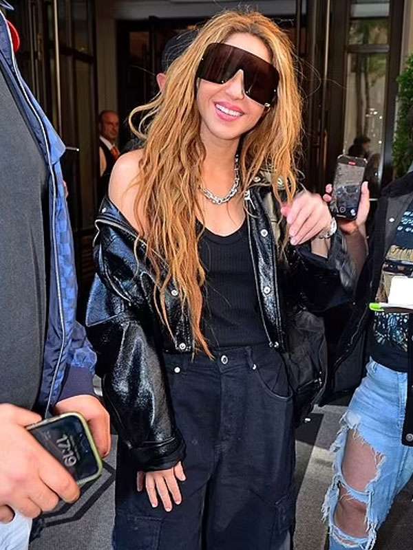 Met Gala 2024 Shakira Shiny Cropped Leather Jacket
