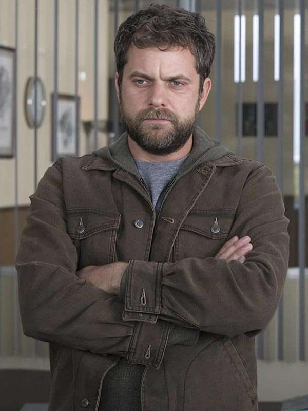 The Affair S04 Joshua Jackson Brown Jacket