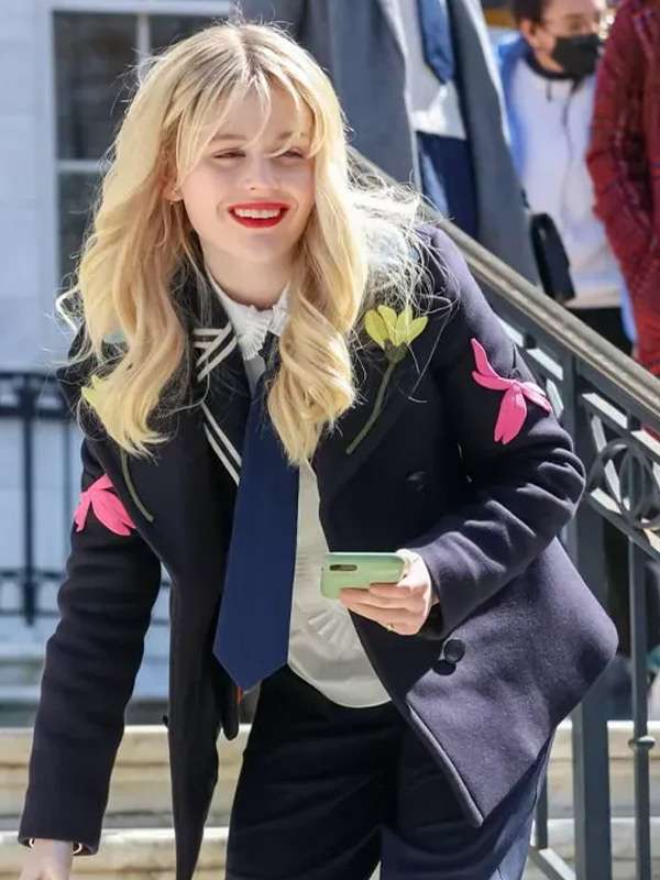 Emily Alyn Lind Gossip Girl S02 Black Peacoat