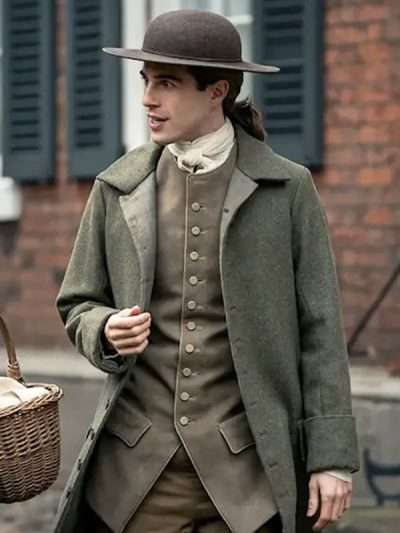Denzell Hunter Outlander S07 Green Coat