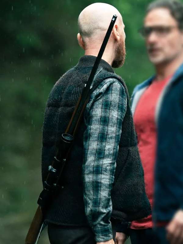Ewen Bremner Cold Water S01 Black Vest