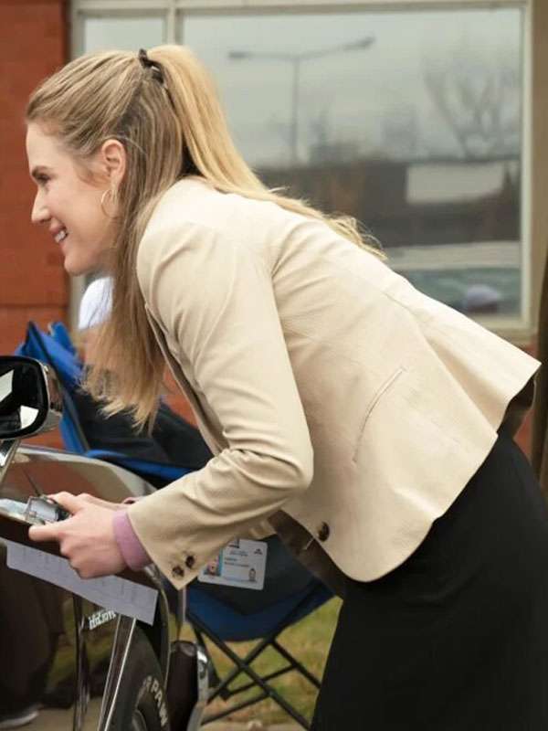 DMV S01 Harriet Dyer Beige Blazer
