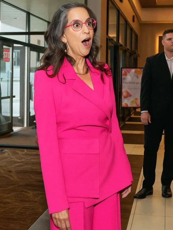 Magic City An American Fantasy Jami Gertz Pink Blazer