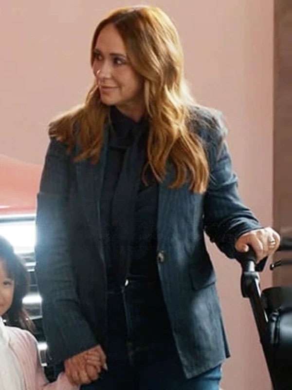 Maddie Kendall 9-1-1 S09 Jennifer Love Blazer