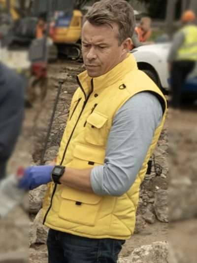 TV Series NCIS Sydney Todd Lasance Yellow Vest