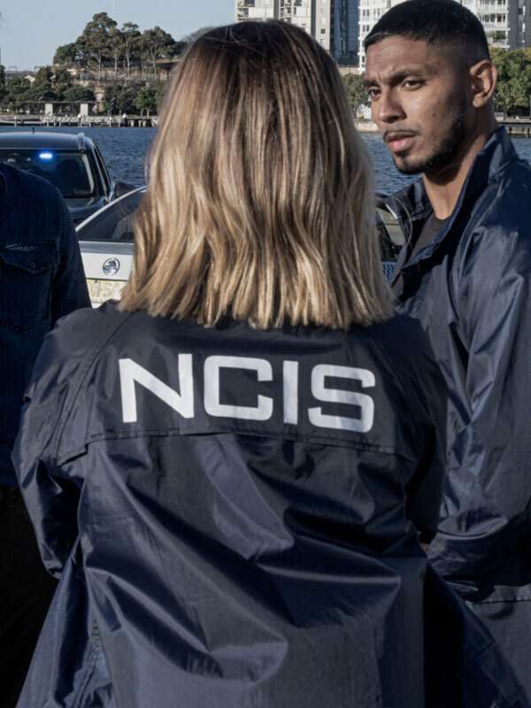 NCIS Sydney S02 Evie Cooper Blue Jacket
