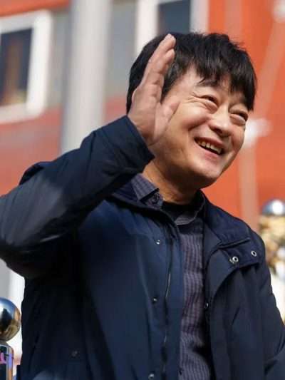 Queen Mantis 2025 Jo Sung-ha Blue Jacket
