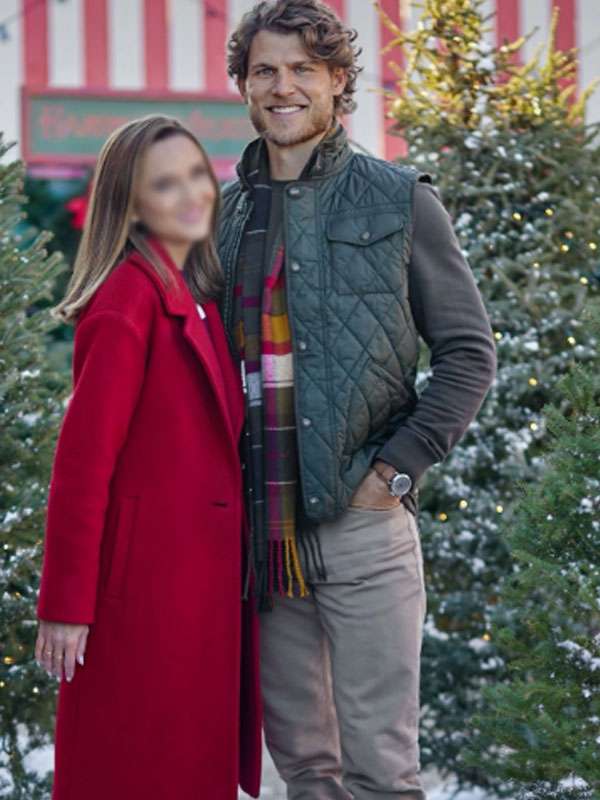 Tis the Season to Be Merry Travis Van Winkle Green Quilted Vest