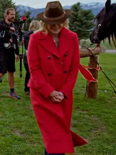 Finding Mr. Christmas S02 Alison Sweeney Red Coat