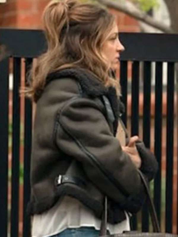 All Her Fault 2025 Abby Elliott Brown Shearling Leather Jacket