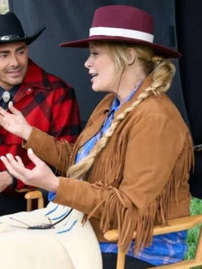 Melissa Peterson Finding Mr. Christmas S02 Fringe Jacket