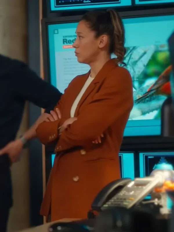 Hudson and Rex S08 Mayko Nguyen Brown Blazer
