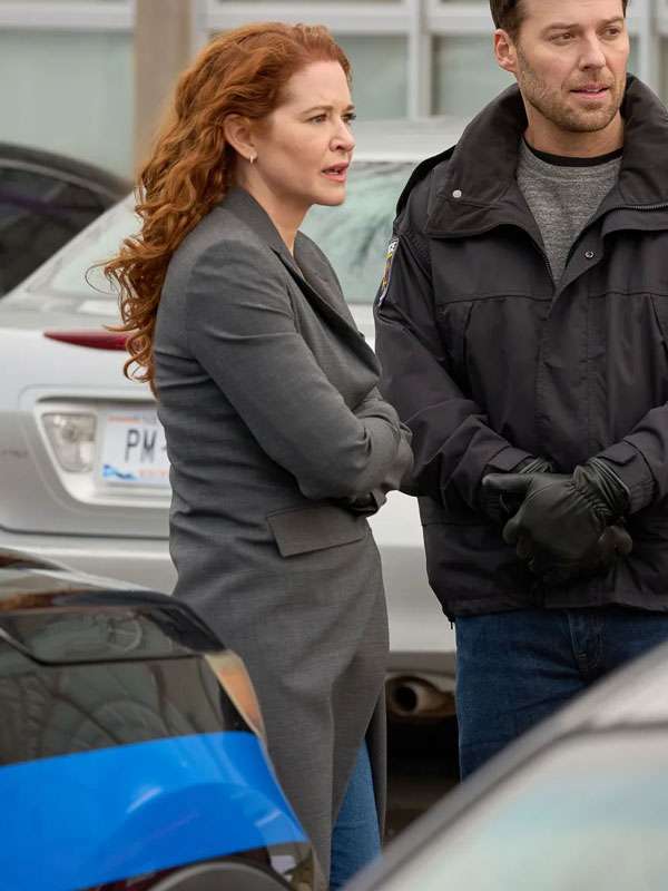Mistletoe Murders S01 Sarah Drew Grey Coat