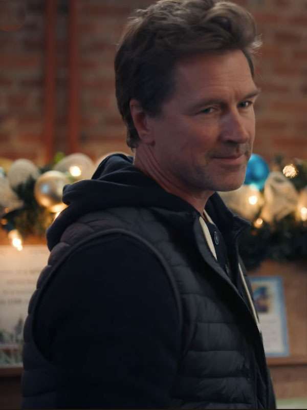 Timeless Tidings of Joy 2025 Paul Greene Puffer Vest