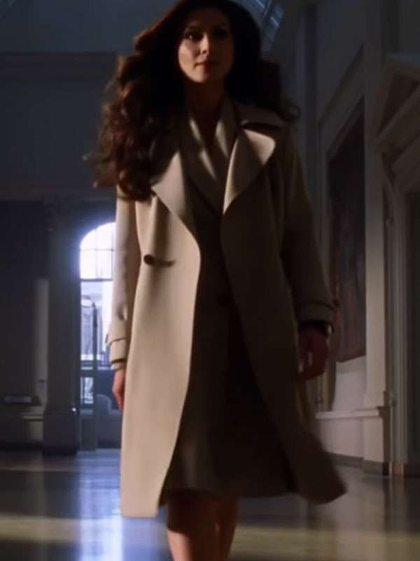 Aubrey Plaza The Thomas Crown Affair Trench Coat