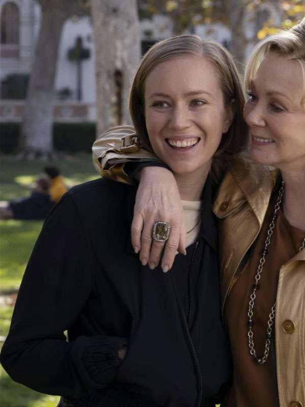 Hacks Season 03 Ava Daniels Black Cropped Jacket