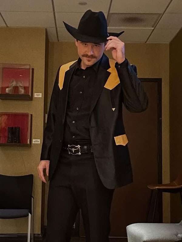 Luke Benward A Grand Ole Opry Christmas 2025 Black Blazer
