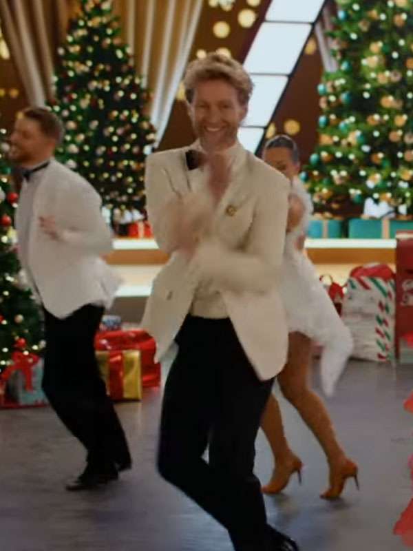 Christmas in the Ballroom 2025 Trent Whiddon White Blazer