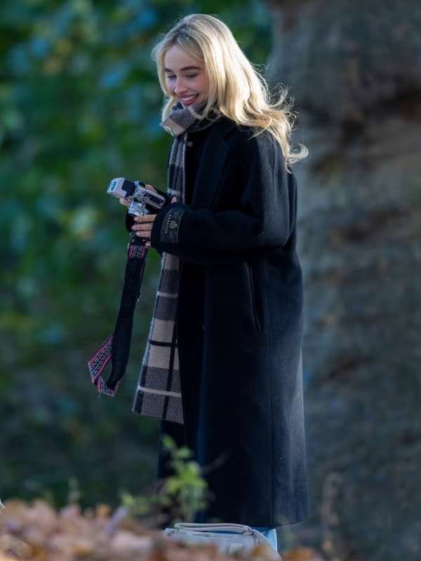 American Singer Sabrina Carpenter 2025 Black Wool Coat