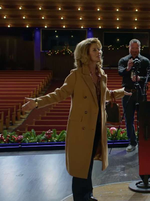 Sharon Lawrence A Movie Grand Ole Opry Christmas Brown Wool Coat