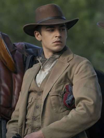 Hero Fiennes Tiffin Young Sherlock Brown Blazer