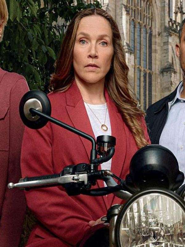 Patience S02 Jessica Hynes Red Blazer