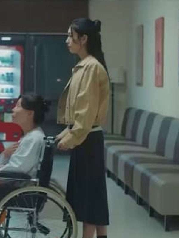 TV Series Dynamite Kiss 2025 Ahn Eun-jin Beige Cotton Jacket