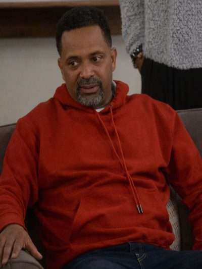 Mike Epps The Upshaws S07 Red Hoodie