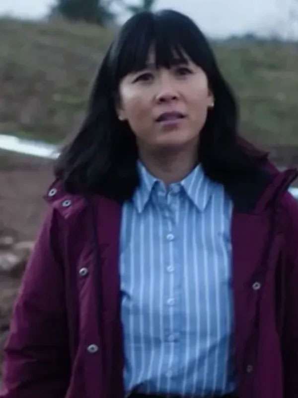 Under Salt Marsh S01 Naomi Yang Maroon Puffer Coat