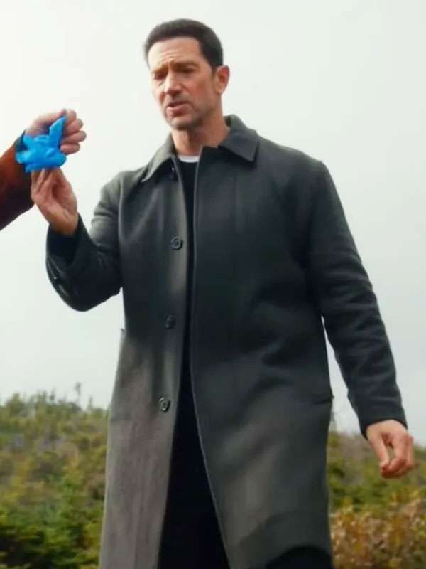 Hudson and Rex S08 Luke Roberts Grey Coat
