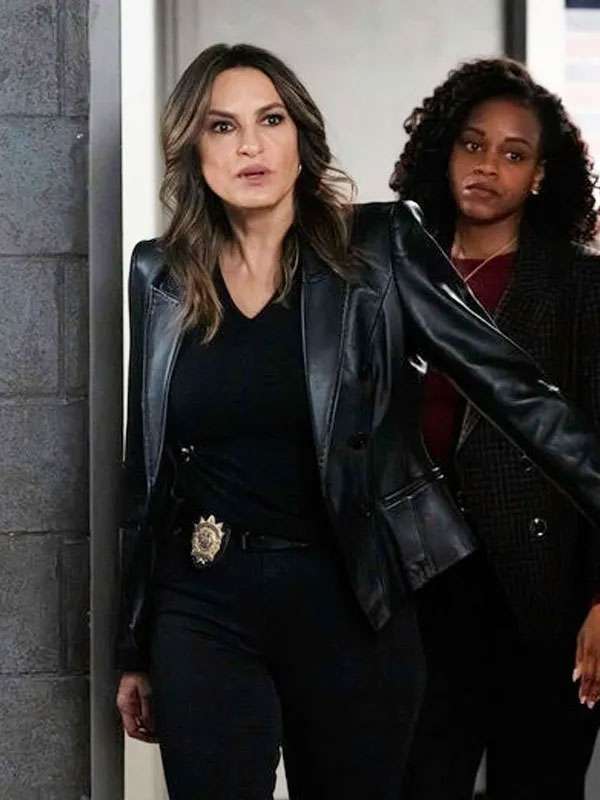 Law and Order SVU S27 Mariska Hargitay Black Leather Blazer
