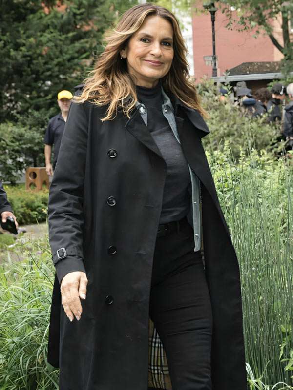 Law and Order SVU S27 Mariska Hargitay Black Trench Coat