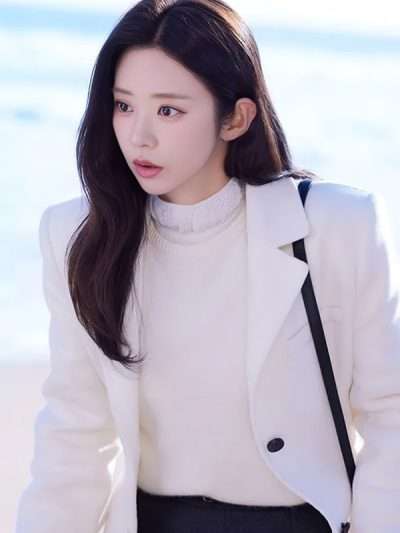Spring Fever S01 Yoon Bom White Trench Coat