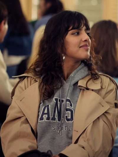 Sasha Bhasin XO Kitty S02 Beige Coat
