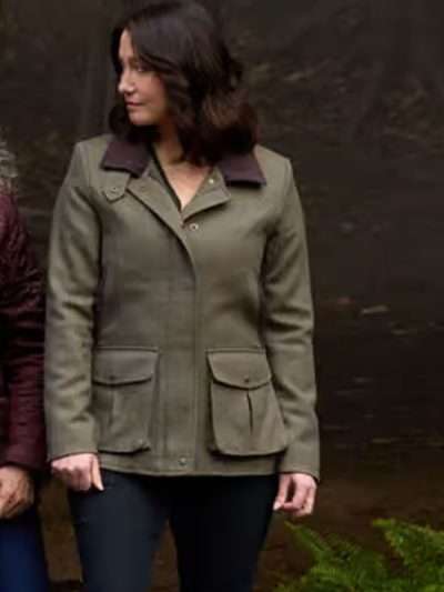 TV Series The Way Home S03 Kat Landry Green Jacket
