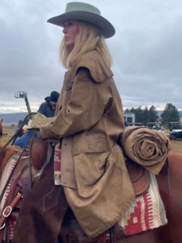 Beth Dutton Dutton Ranch S01 Brown Coat
