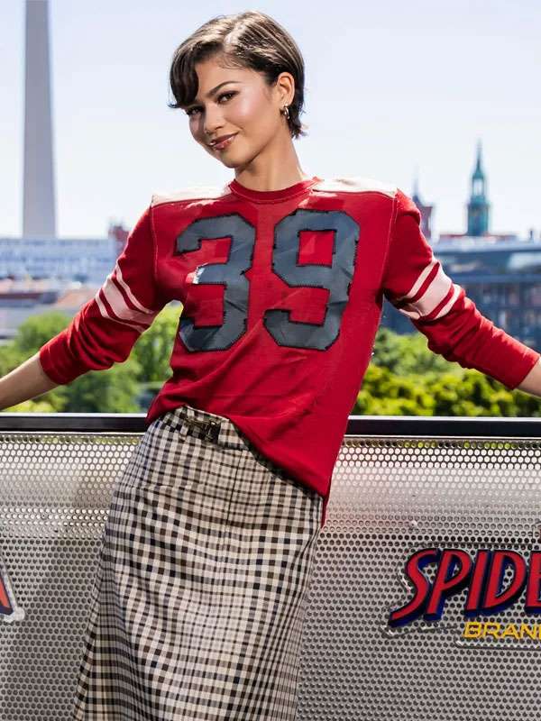 Spider-Man Brand New Day 2026 Berlin Movie Event Zendaya Red T-Shirt