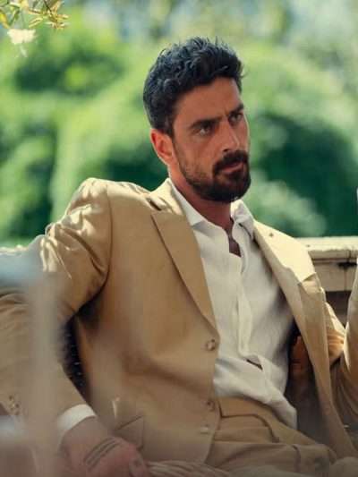 The Gentlemen S02 Michele Morrone Beige Blazer