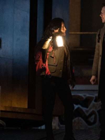 Amanda Lucas Dark Matter S02 Black Jacket