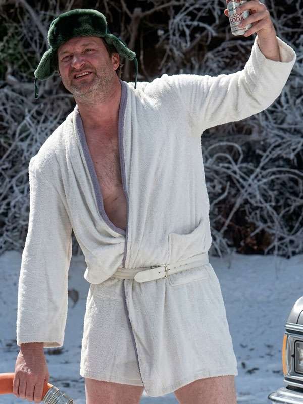 Cousin Eddie Christmas Vacation White Bathrobe