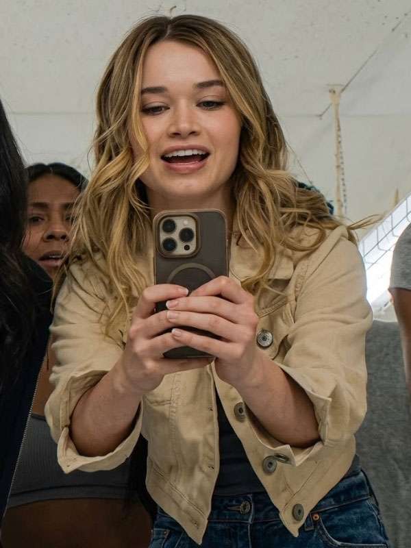 Chris Hargensen Carrie 2026 Beige Jacket