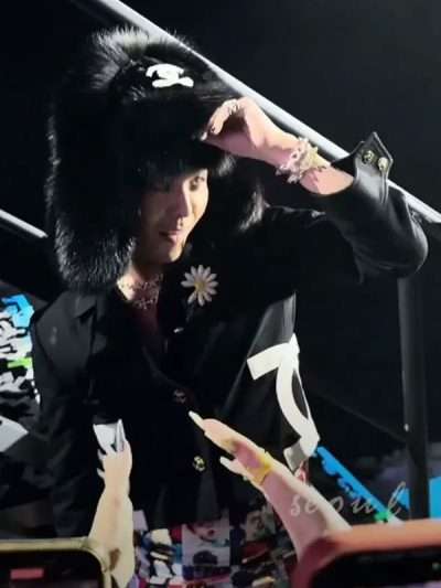Big Bang World Tour 2026 G-Dragon Black Jacket